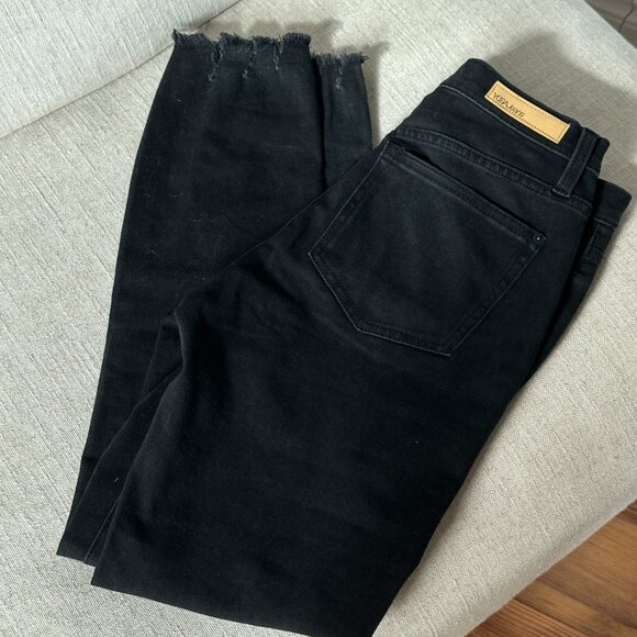 Black Jeans - Picture 3 of 4